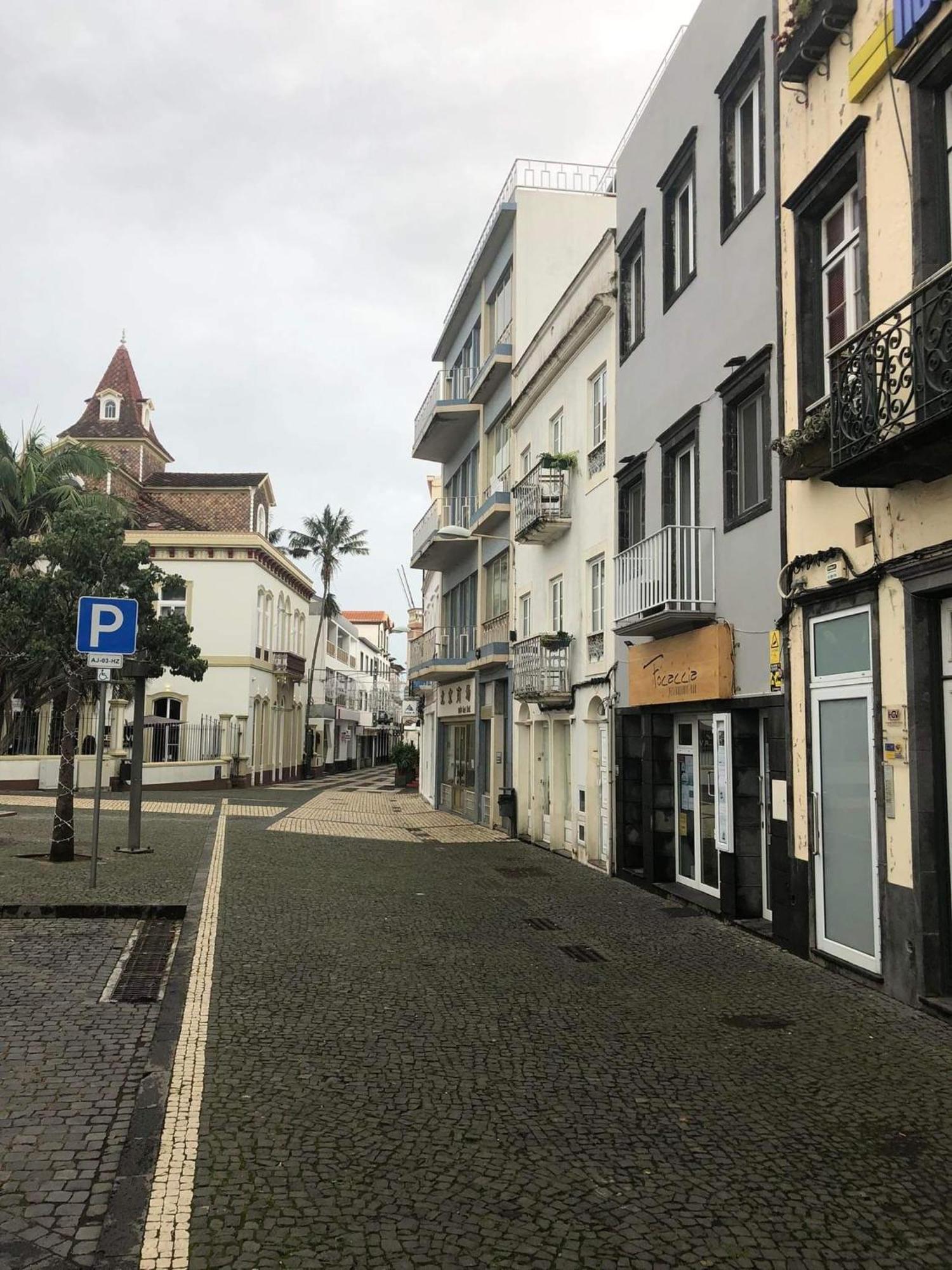 Azor International Apartment I Ponta Delgada Buitenkant foto